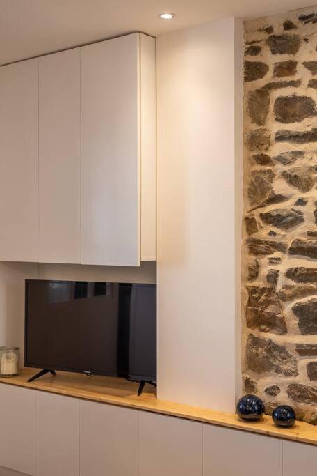 Le Cocoon - Appartement Dans Maison Du Xviieme Siecle Fougères Εξωτερικό φωτογραφία