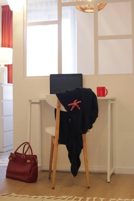 Le Cocoon - Appartement Dans Maison Du Xviieme Siecle Fougères Εξωτερικό φωτογραφία